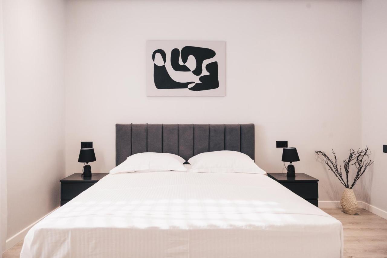 Mono Boutique Apartments ティラナ エクステリア 写真