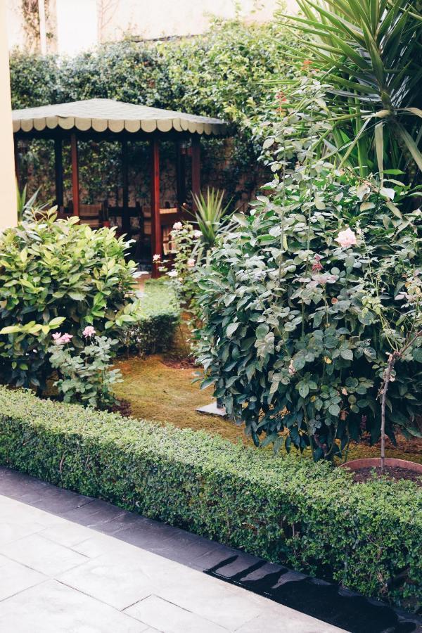 Mono Boutique Apartments ティラナ エクステリア 写真